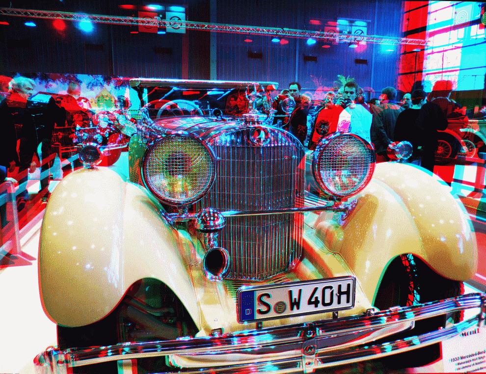 retromobile_paris_2014_old_car_3d
